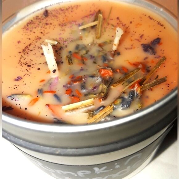 𝅺HAND Crafted Pumpkin Lavender all natural candle - Picture 6 of 6